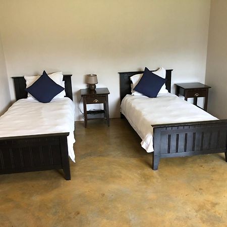 Отель Sanctuary Life Guest Farm Магалисбург Экстерьер фото