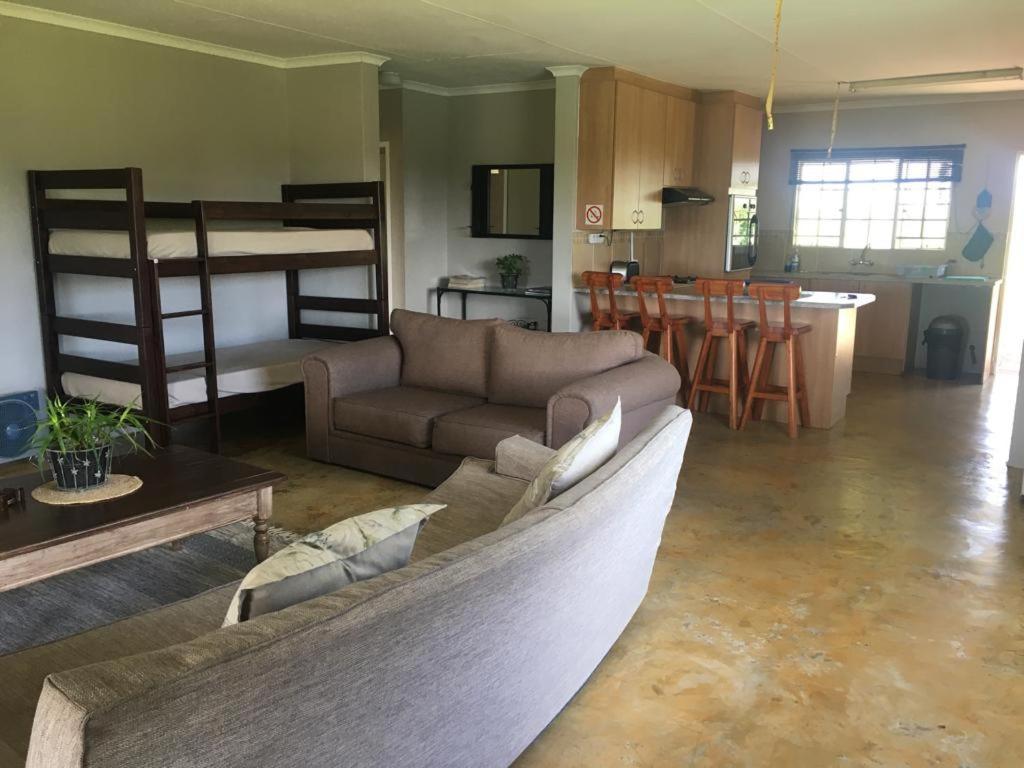 Отель Sanctuary Life Guest Farm Магалисбург Экстерьер фото